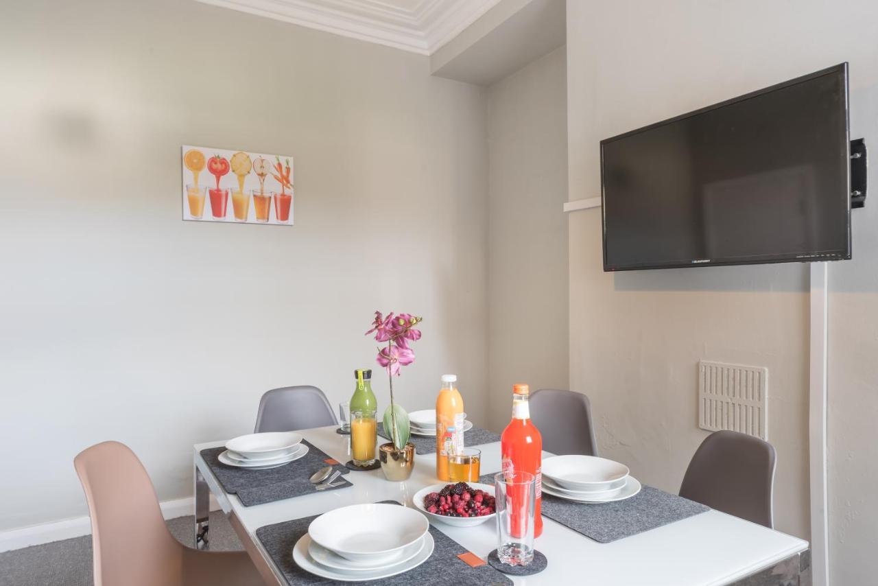 3 Bedroom Saks - 2 Living Area House In Newland Ave Hull Kingston upon Hull Exterior photo