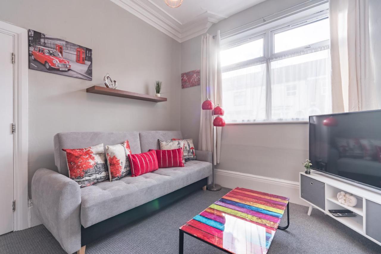 3 Bedroom Saks - 2 Living Area House In Newland Ave Hull Kingston upon Hull Exterior photo