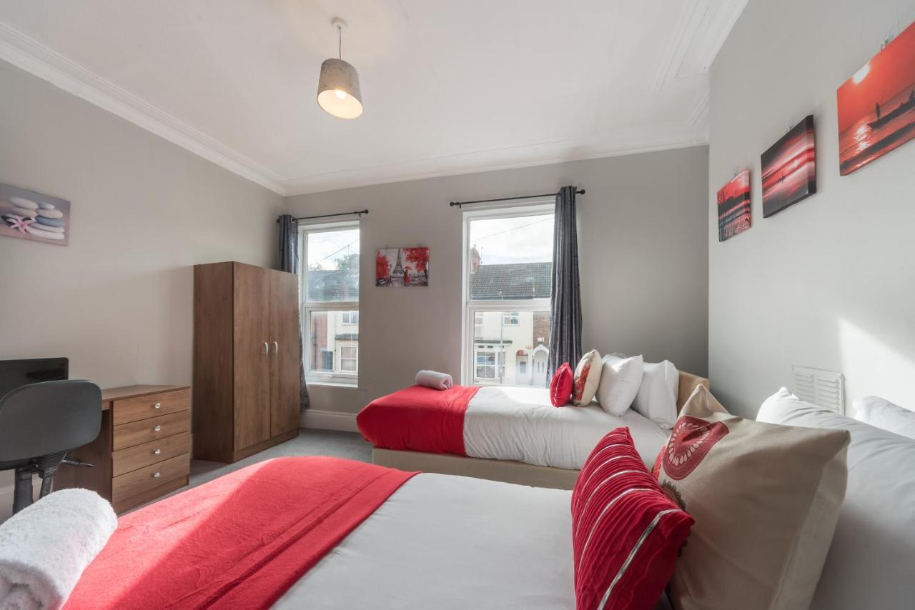 3 Bedroom Saks - 2 Living Area House In Newland Ave Hull Kingston upon Hull Exterior photo