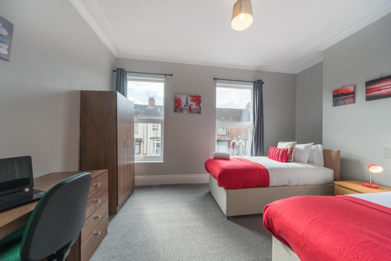 3 Bedroom Saks - 2 Living Area House In Newland Ave Hull Kingston upon Hull Exterior photo